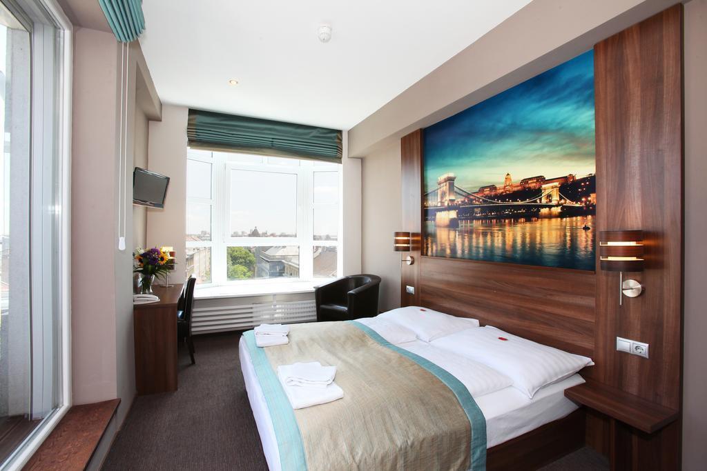 Отель MEDOSZ HOTEL (ex. Medosz) 3*