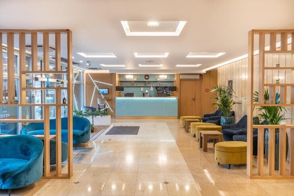 Отель MEDOSZ HOTEL 3*
