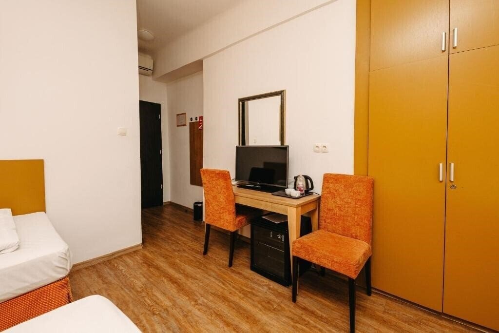 Изображение Metro 3*