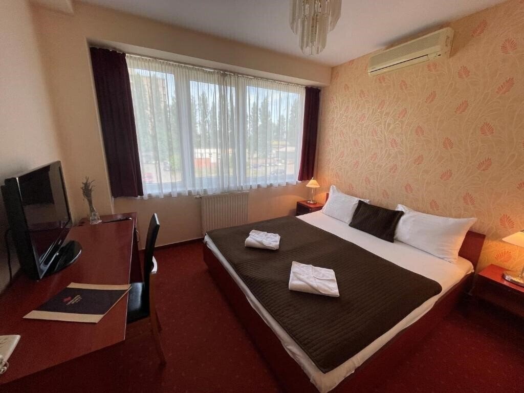 Картинка Canada Hotel 3*