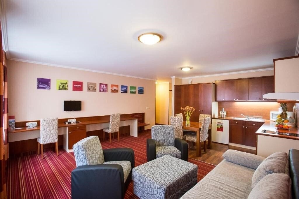 Картинка City Hotel Budapest 4*
