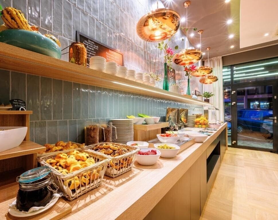 Изображение Roombach Hotel Budapest Center 3*