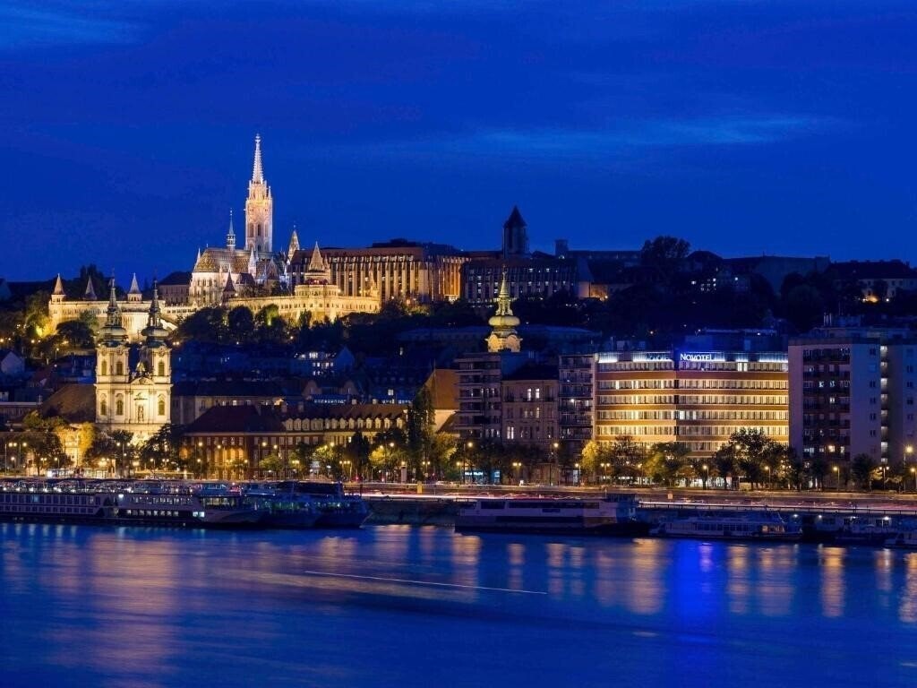 Готель Novotel Danube 4*