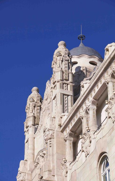 Картинка Four Seasons Hotel Gresham Palace Budapest 5*