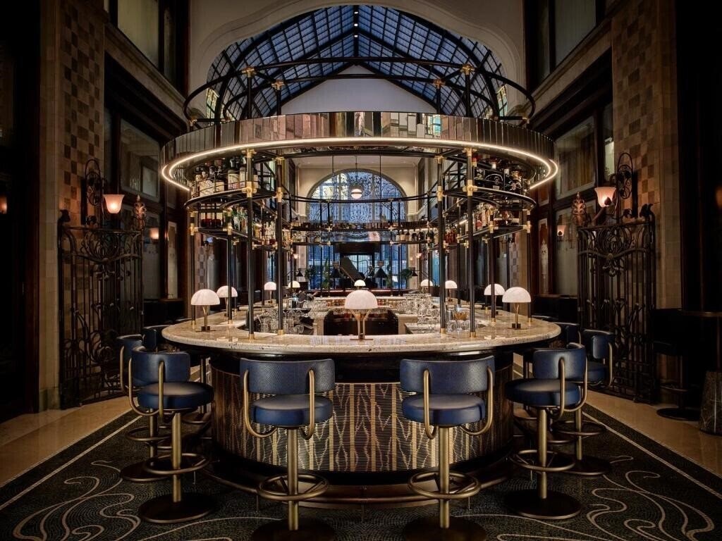Картинка Four Seasons Gresham Palace 5*