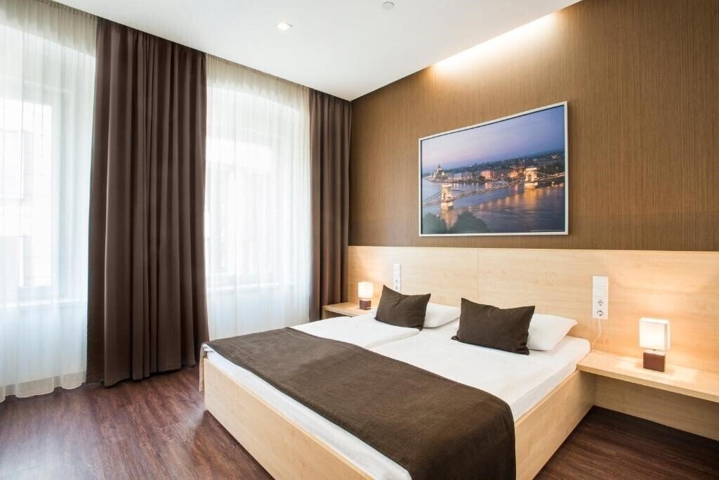 Фото Promenade City Hotel 3*