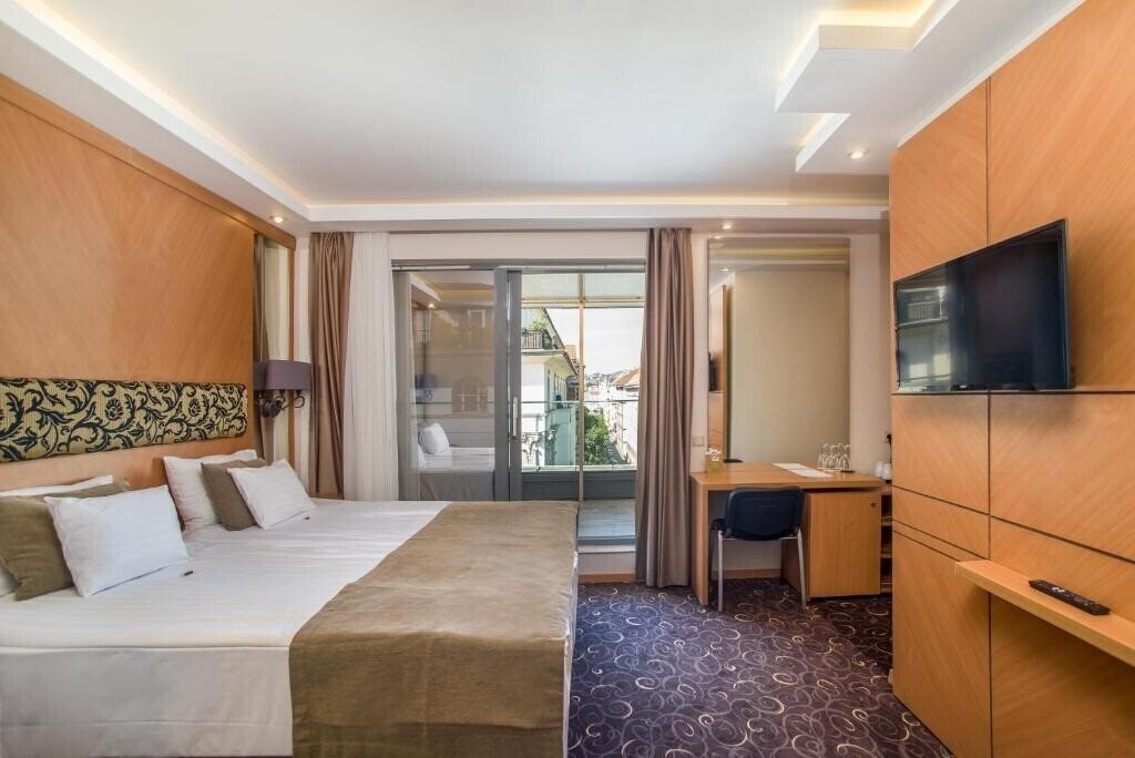 Готель The Marmara Design Hotel Budapest 4*