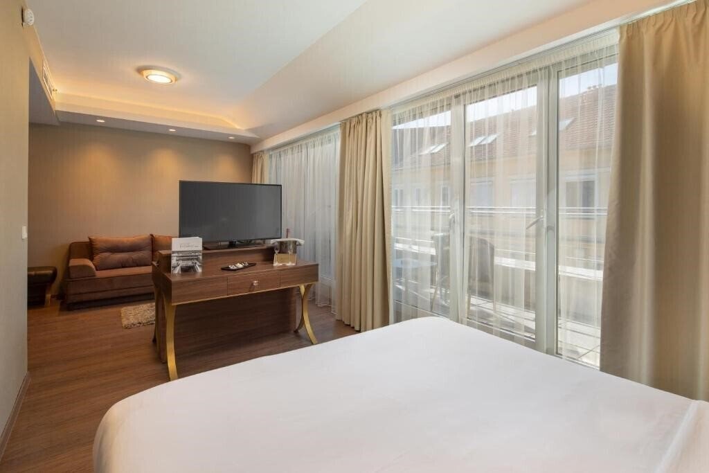 Фотография Continental Hotel Budapest 4*