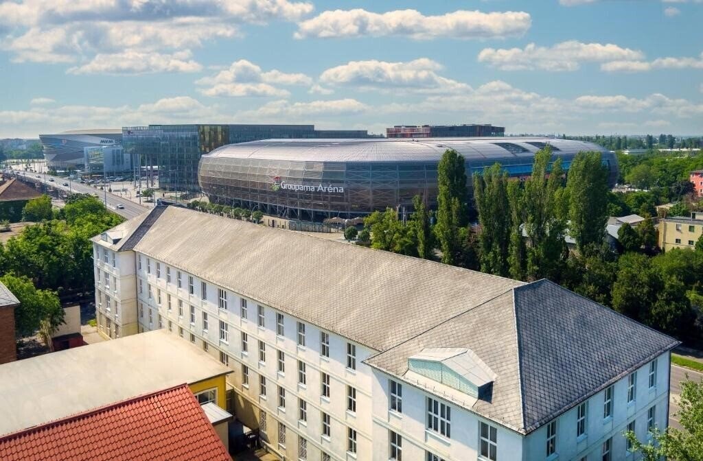 Готель Hunguest Hotel Millenium 3*