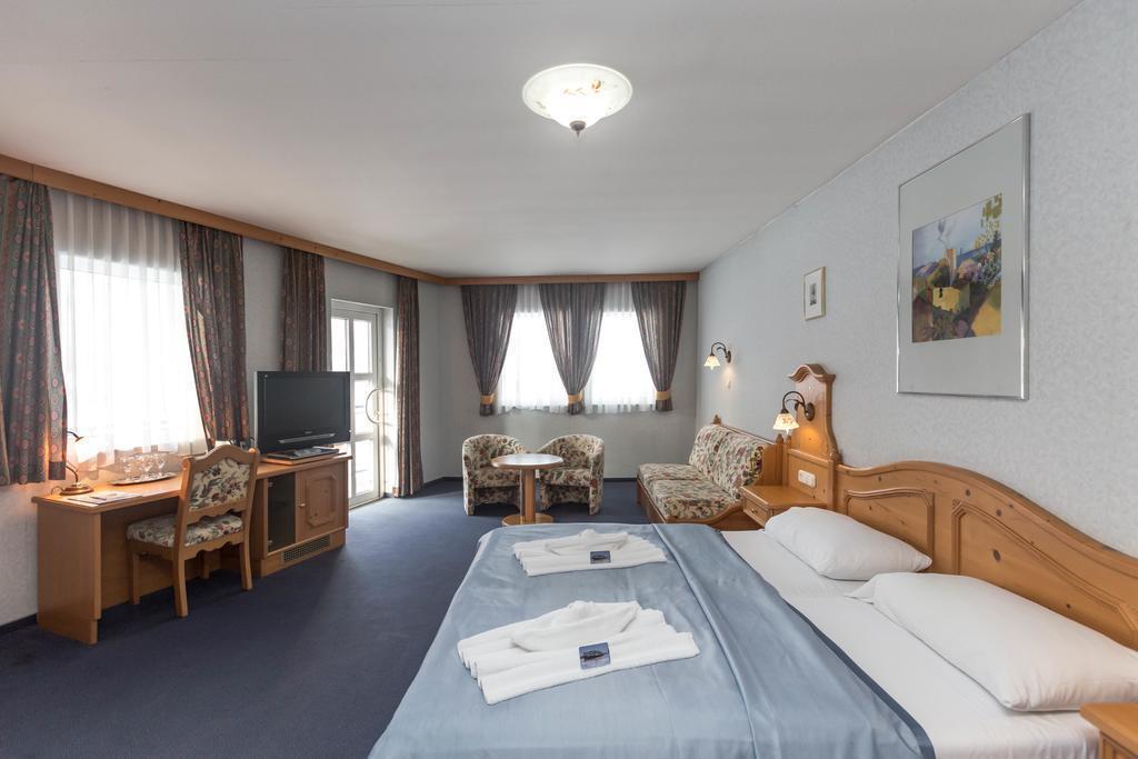 Фотографія Aquamarina Hotel 3*