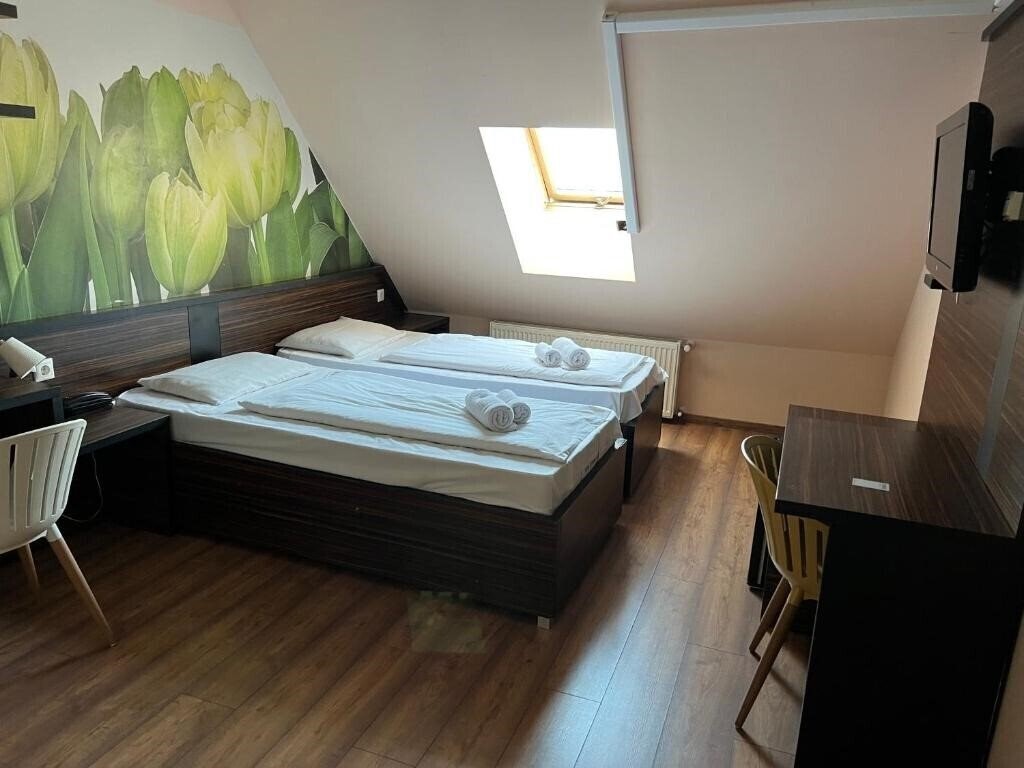 Фото Central Green Hotel 3*
