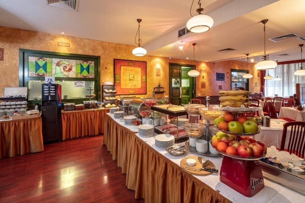 Картинка Hotel Charles 3*