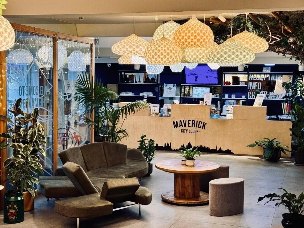 Готель Maverick City Lodge 2*