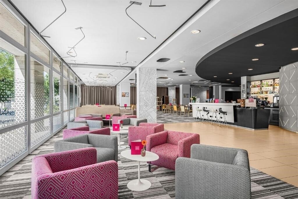 Отель Park Inn By Radisson Budapest 4*