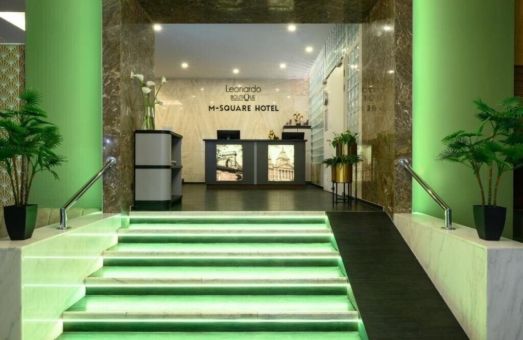 Картинка Regency Suites 4*