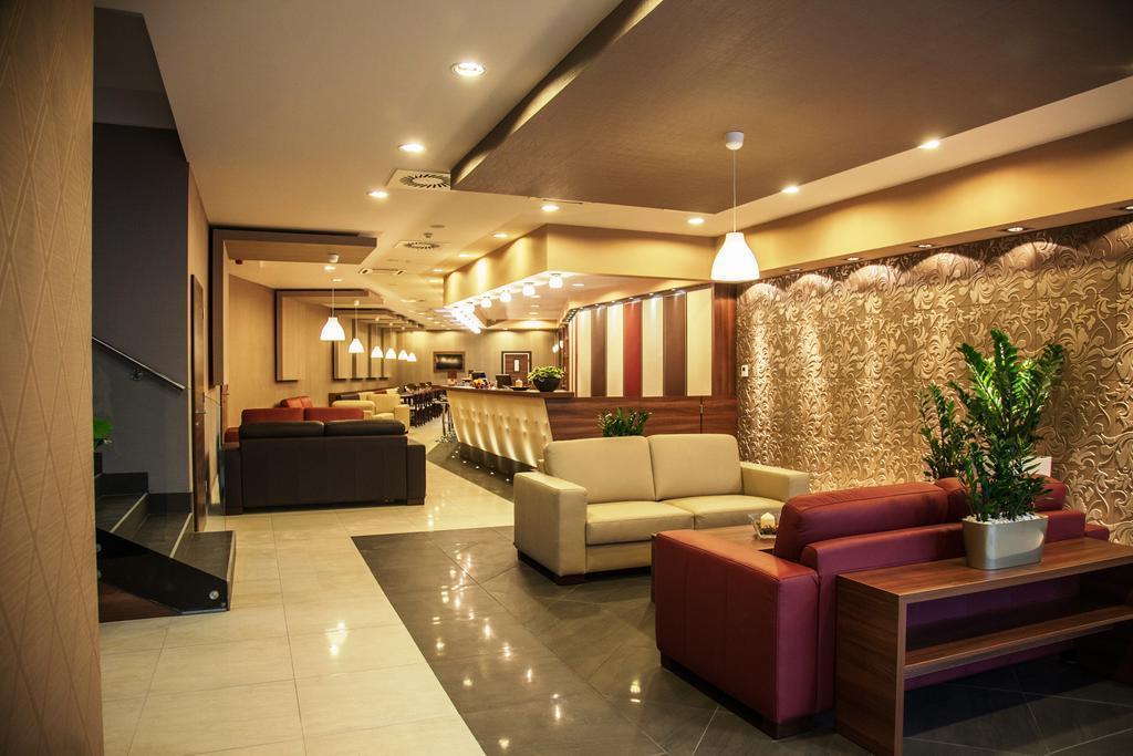 Готель Vitta Hotel Superior Budapest 3*