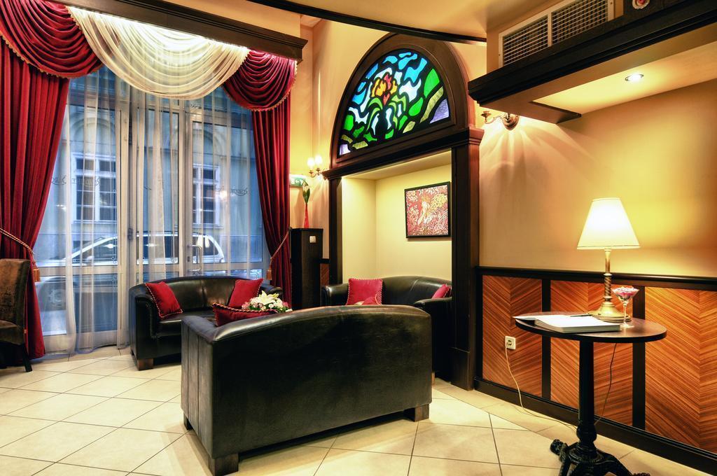 Готель Residence Baron 4*