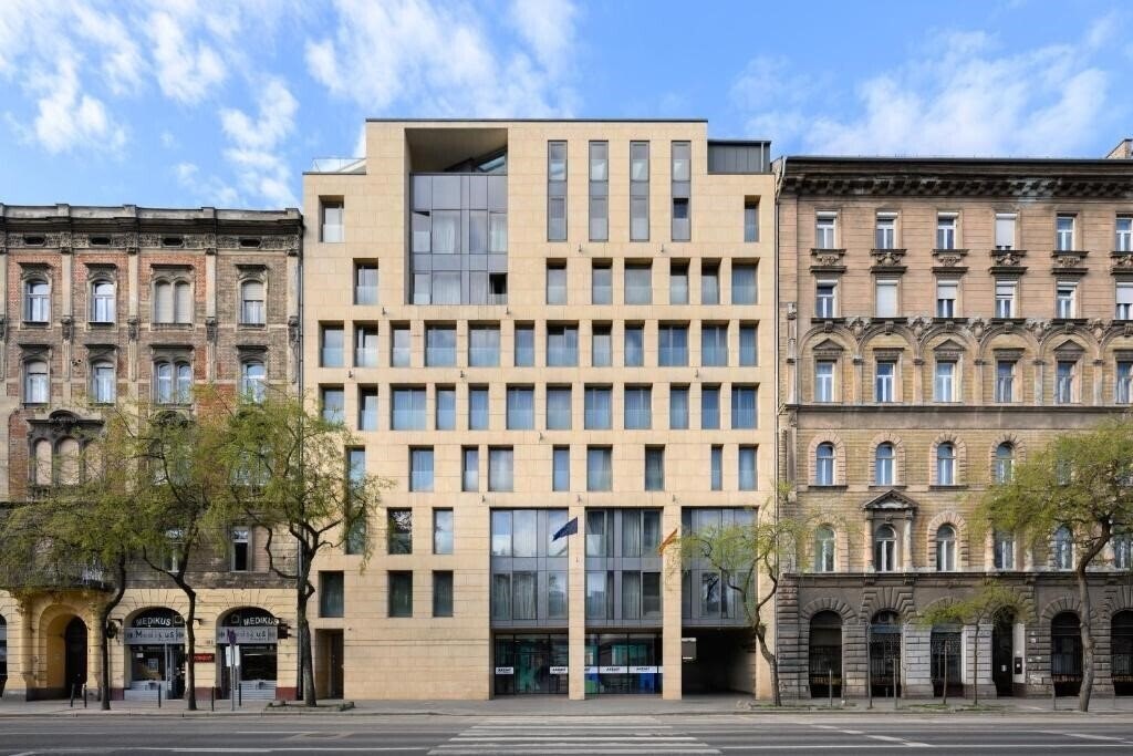 Отель Verdi Grand Hotel 4*