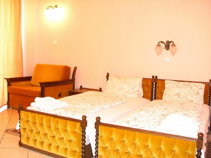 Фотографія Happy 3*