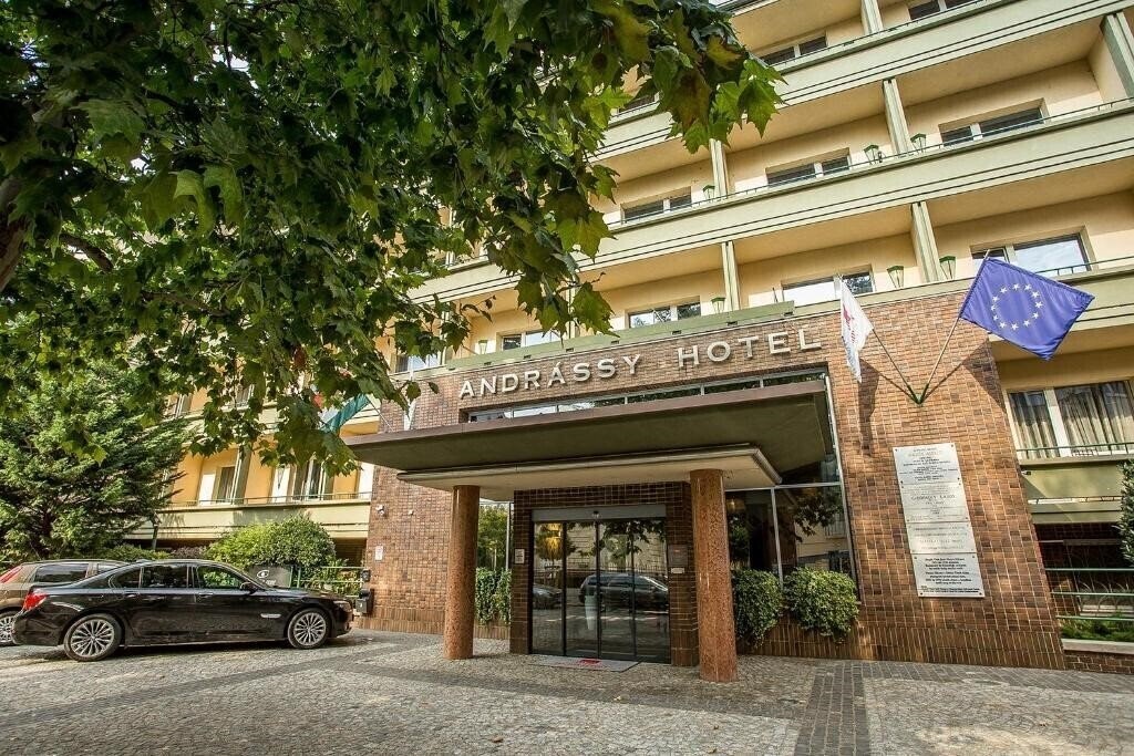 Картинка Mamaison Hotel Andrassy Budapest 5*