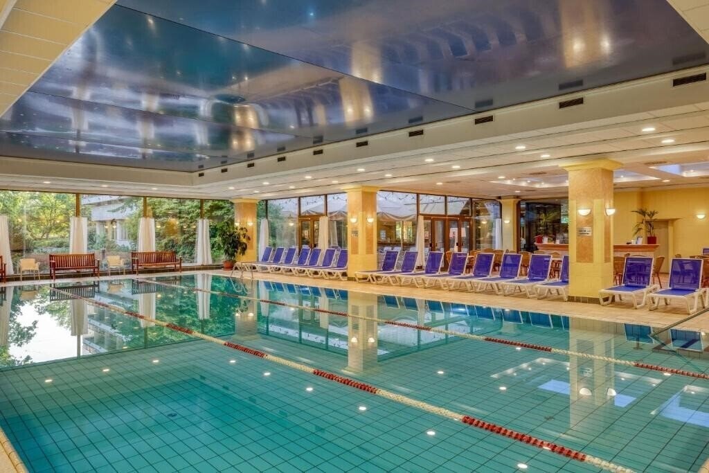 Отель Ensana Grand Margaret Island 4*