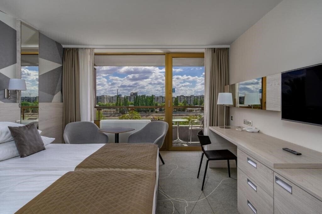 Фотография Ensana Grand Margaret Island 4*