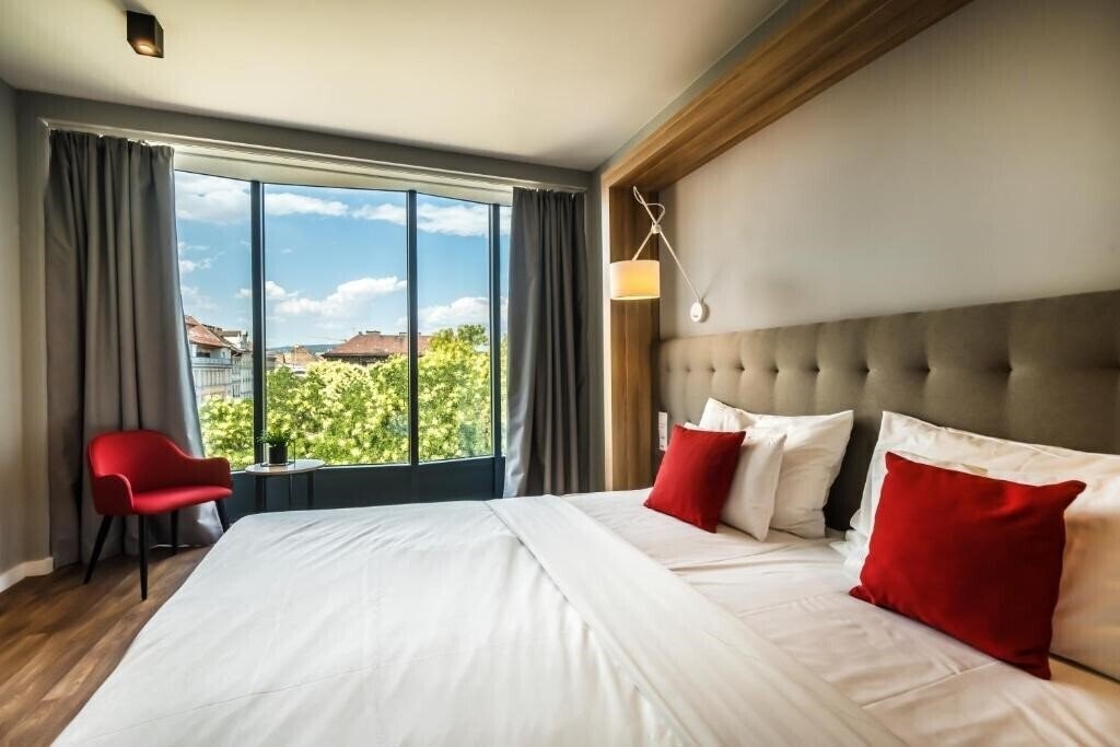 Отель Up Hotel Budapest 4*