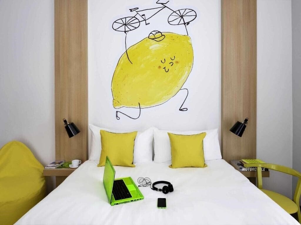 Отель Ibis Styles Budapest City Hotel 4*