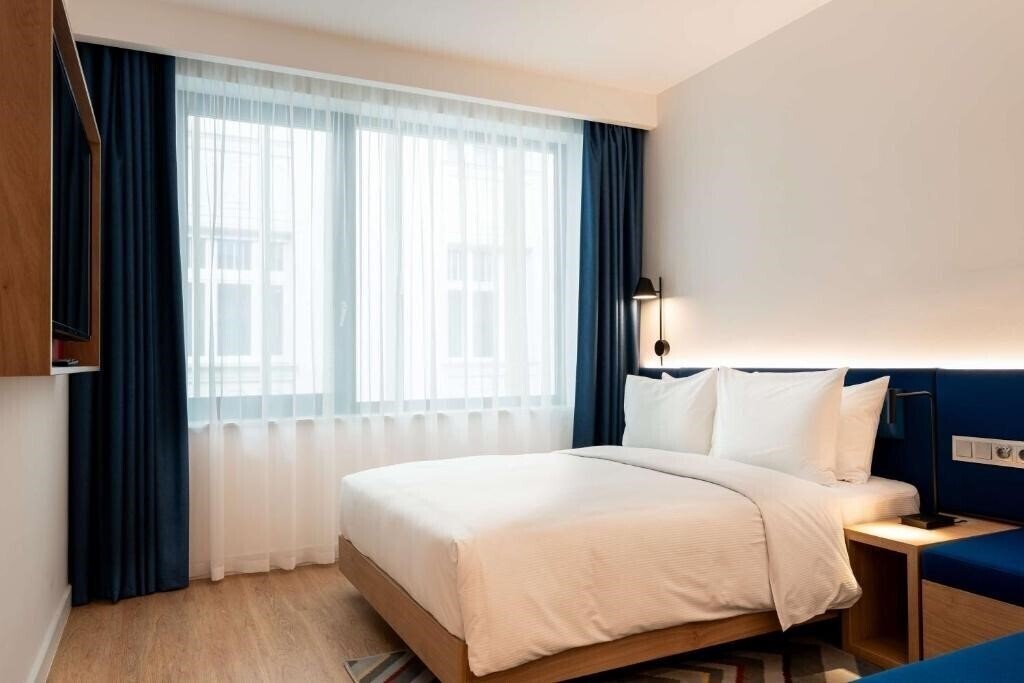 Фото Hampton By Hilton Budapest City Centre 3*