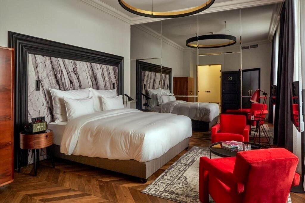 Отель Hotel Collect (Adults Only) 3*