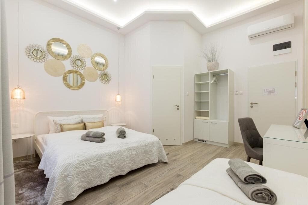 Фото Silver Boutique Hotel 3*