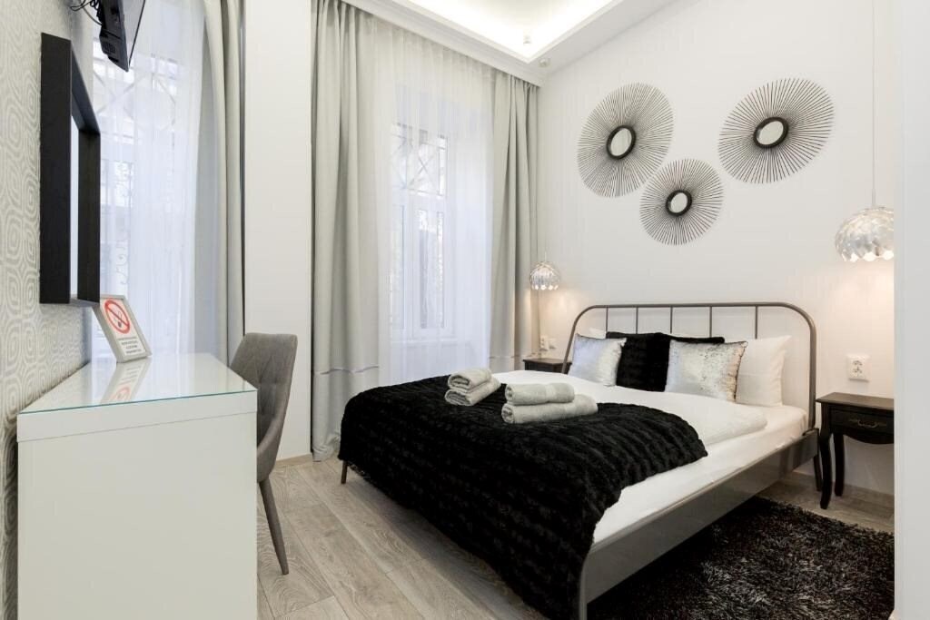 Отель Silver Boutique Hotel 3*
