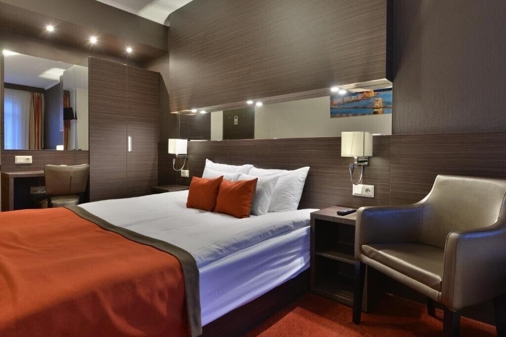 Фотографія City Inn Hotel 4*