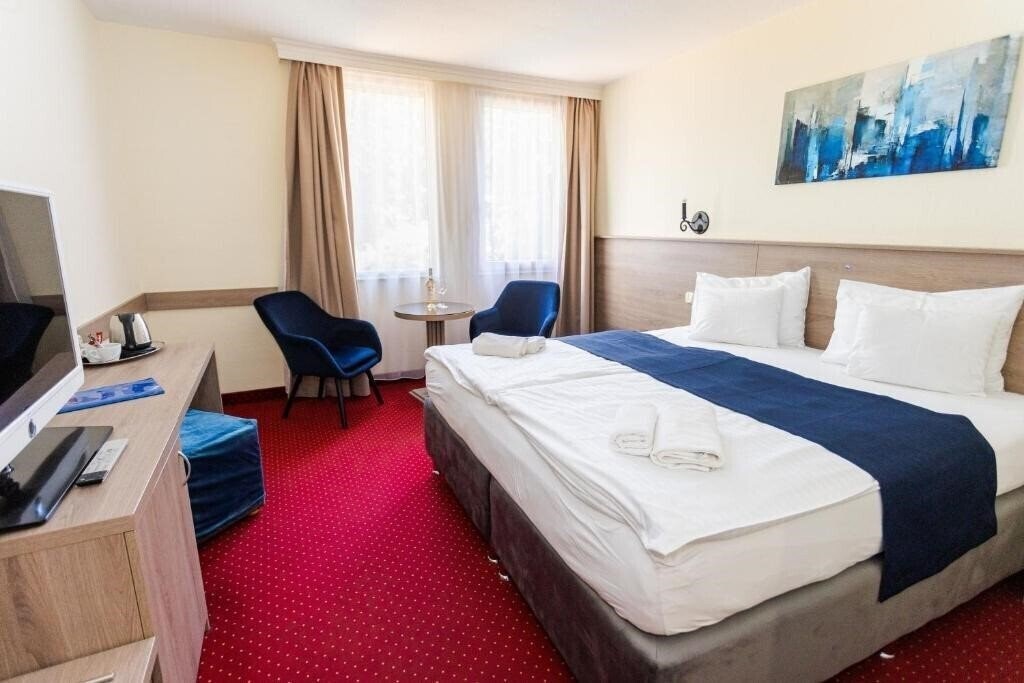 Готель Mediterran 4*
