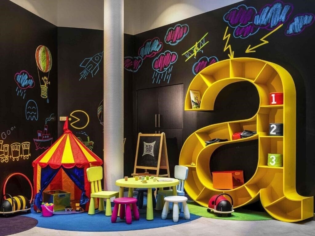 Картинка Ibis Styles Budapest Center 3*