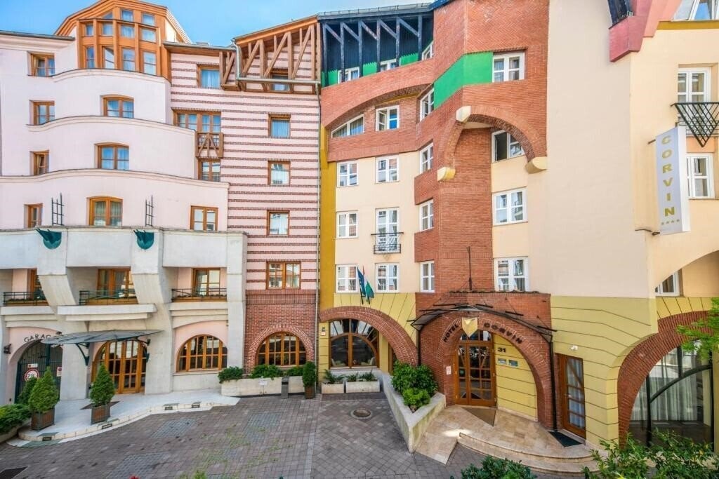 Готель Corvin Hotel Budapest Sissy Wing 3*