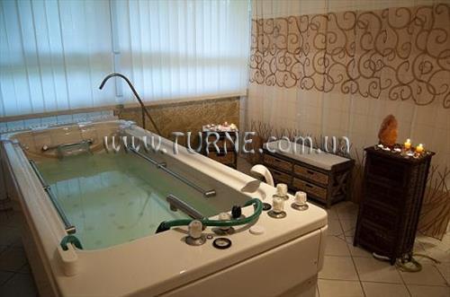 Фотографія Corvus Hotel 3*