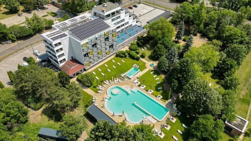 Отель Thermal Hotel Victoria 3*