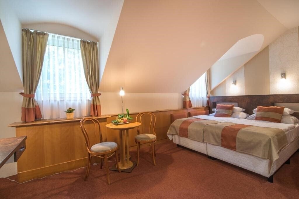 Картинка Hotel Spa Heviz 4*