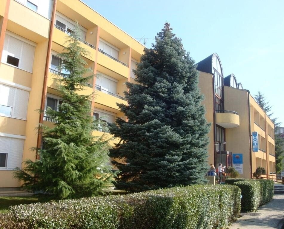 Готель Napsugar Hotel 3*