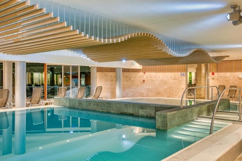 Отель Ensana Thermal Aqua (Danubius) 4*