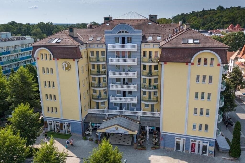 Отель Palace Hotel Heviz 4*