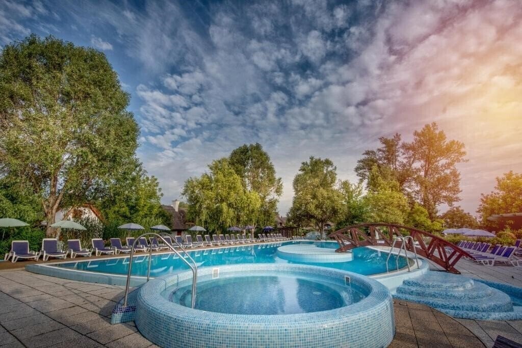 Готель Club Dobogomajor 3*