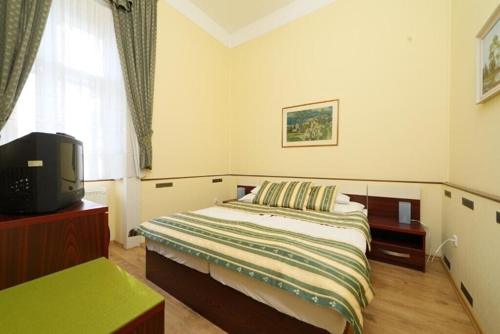 Фото Blaha Lujza Hotel 4*