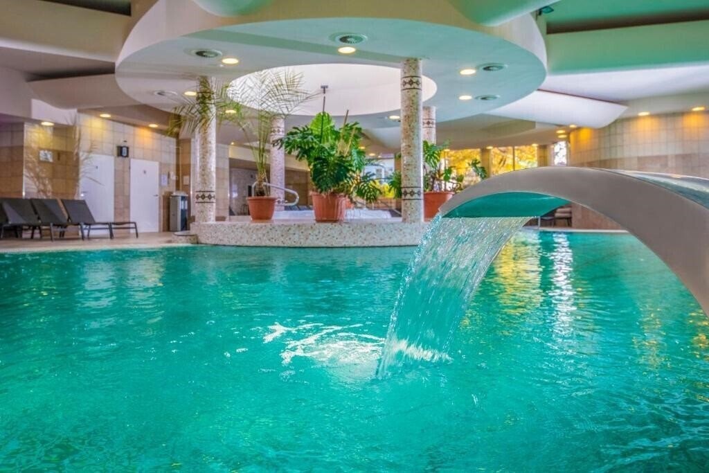 Фото Residence Hotel Balaton 4*