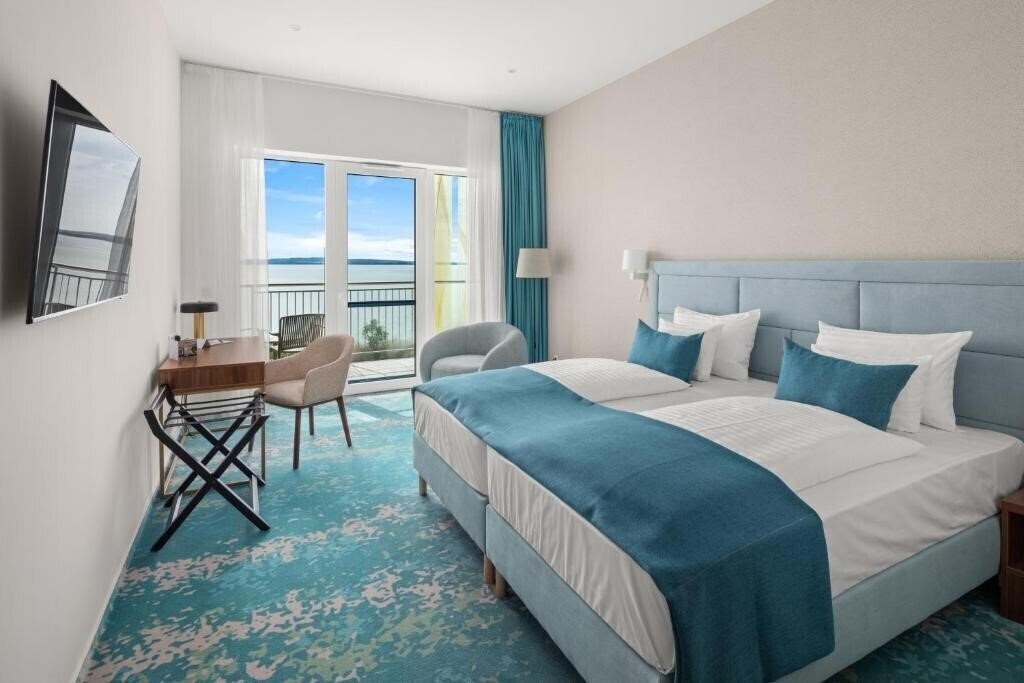 Фото Sirius Hotel 4*
