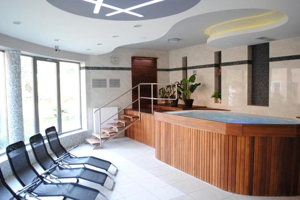 Зображення Hotel Viktoria Sarvar 3*