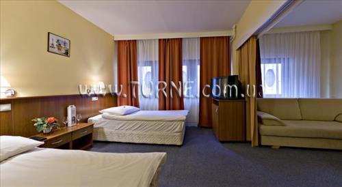 Готель Palatinus Hotel 3*