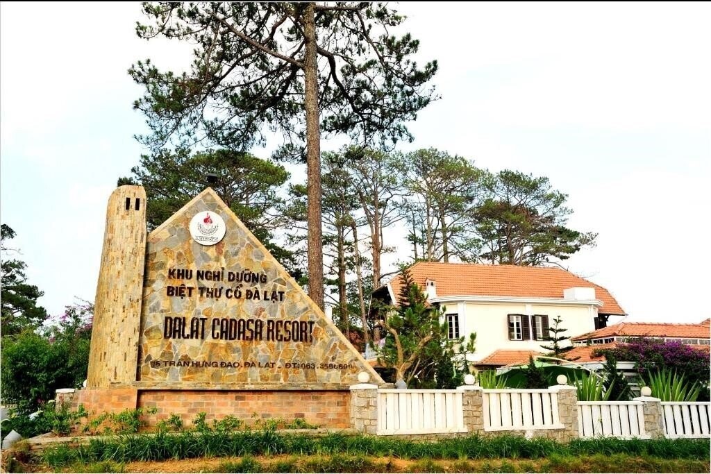 Отель Dalat Cadasa Resort 3*