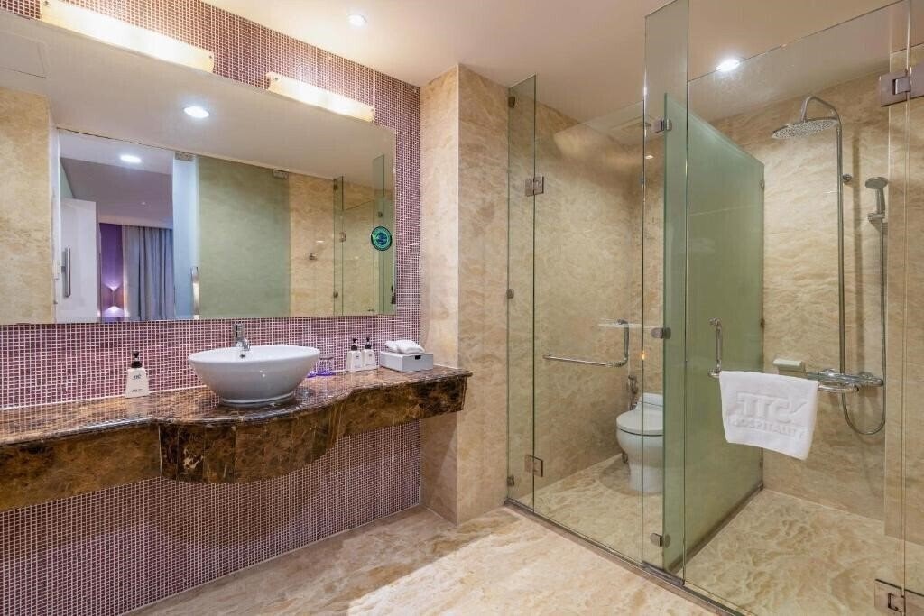 Фотографія TTC Hotel Premium Ngoc Lan 4*